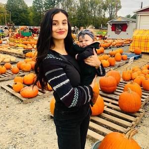 Meet your Posher, Molly